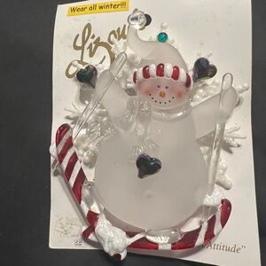 NWT Lizone’s Festive Snowman Brooch with Red and White Stripes